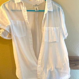 Short sleeve button down